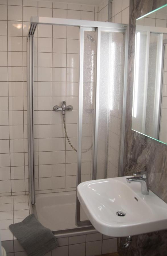 Landgasthof-Hotel Zur Linde Grossenlueder Экстерьер фото